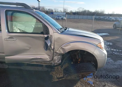 2017 Nissan Frontier Pro-4X z USA, uszkodzony, nr VIN 1N6DD0EV5HN726233